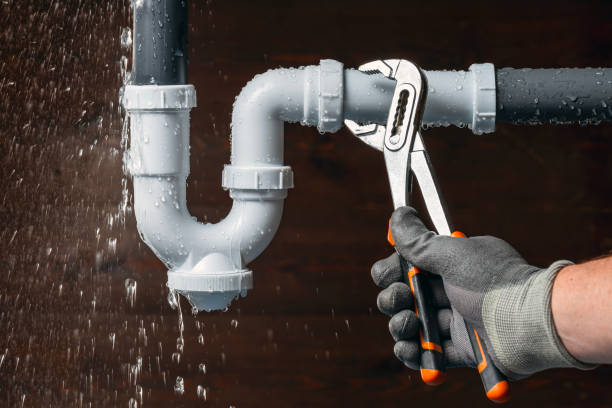 Professional Water Line Repair technician working in Simpsonville, MD